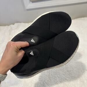 Size 8.5 - adidas UltraBoost DNA Cloud Black‎ 2021